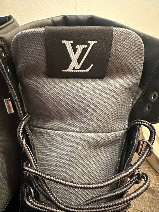 Authentic Louis Vuitton Oberkampf patch work Boots main image 7